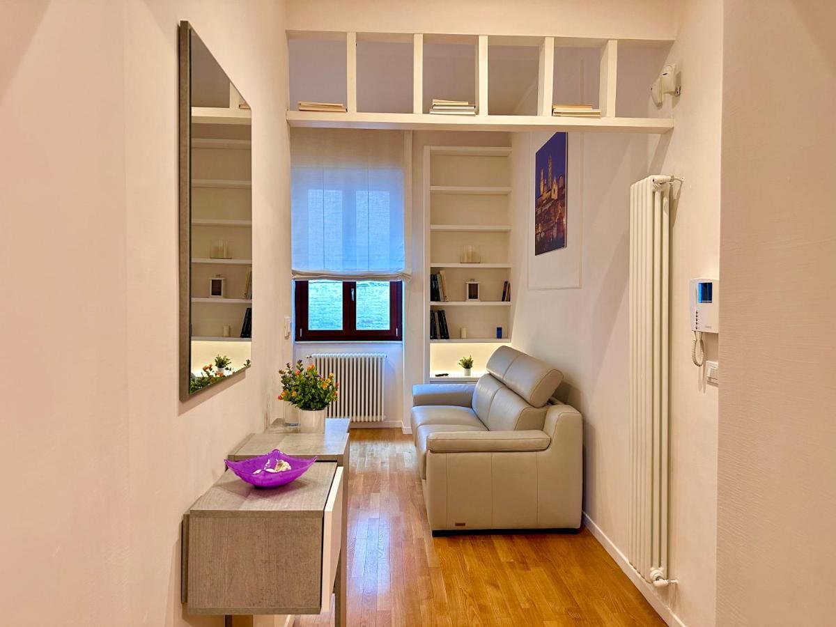 סיינה Sisters' Home - Appartamento Nel Centro Storico Con Terrazzo, Aria Condizionata E Vasca Da Bagno מראה חיצוני תמונה